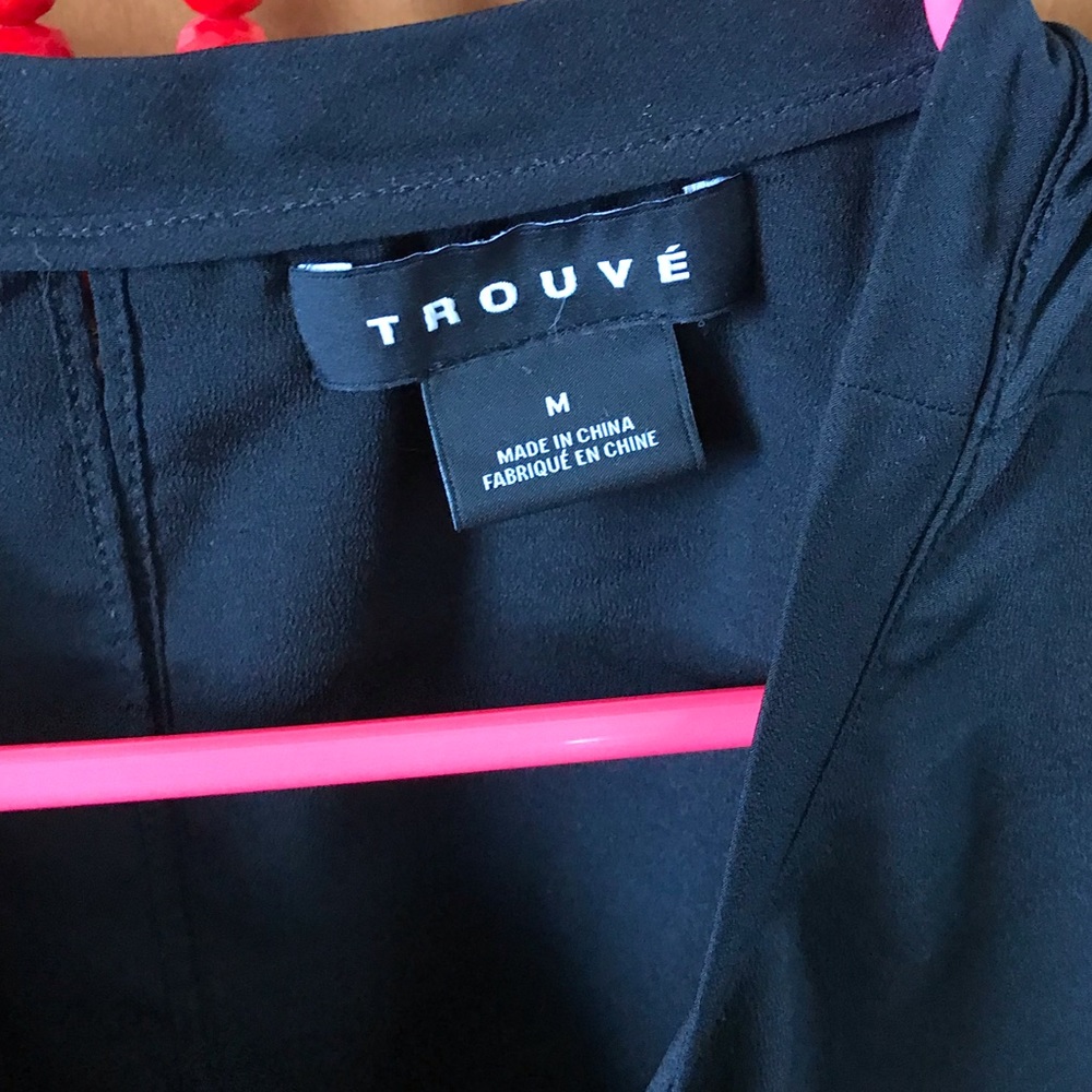 👋🏼SOLD ELSEWHERE🚫Trouve T-shirt - Picture 4 of 8